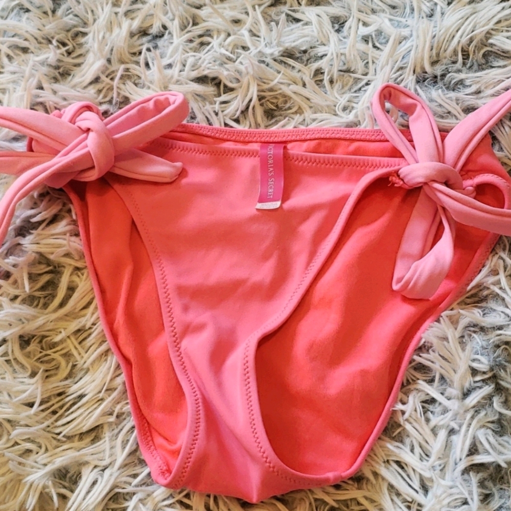 VS hot pink bottoms